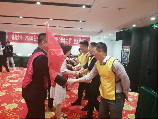 “破冰盛宴”来助兴 基层团干显身手